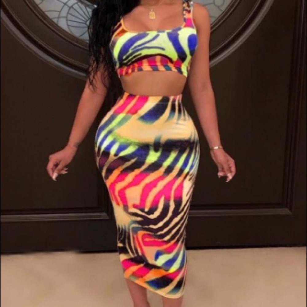 2 piece tan zebra set